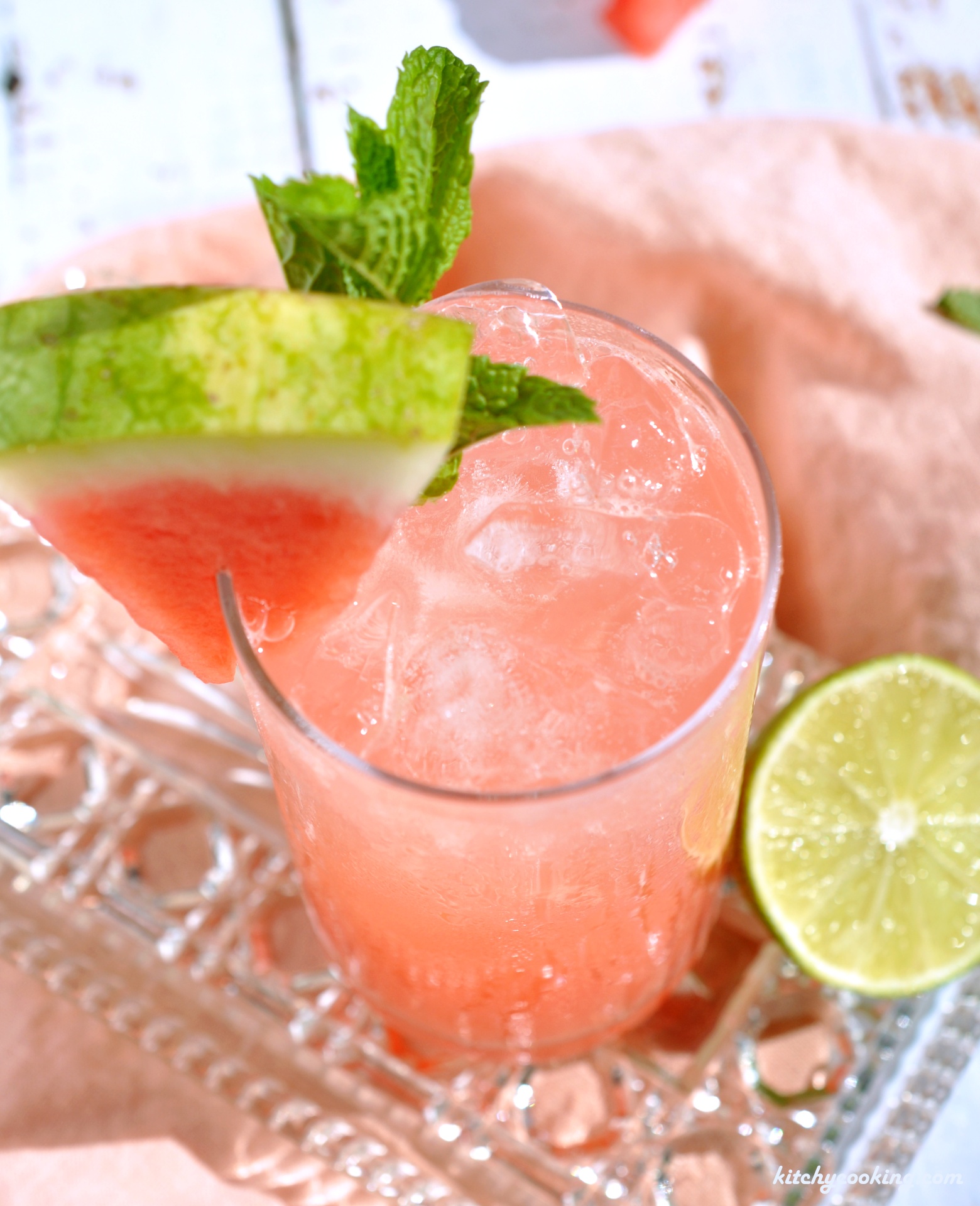 Watermelon Mojito - Kitchy Cooking